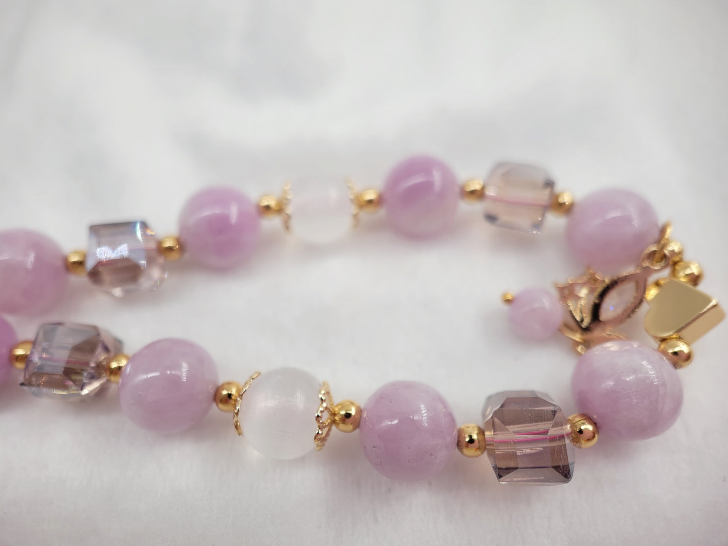 Kunzite beads bracelet