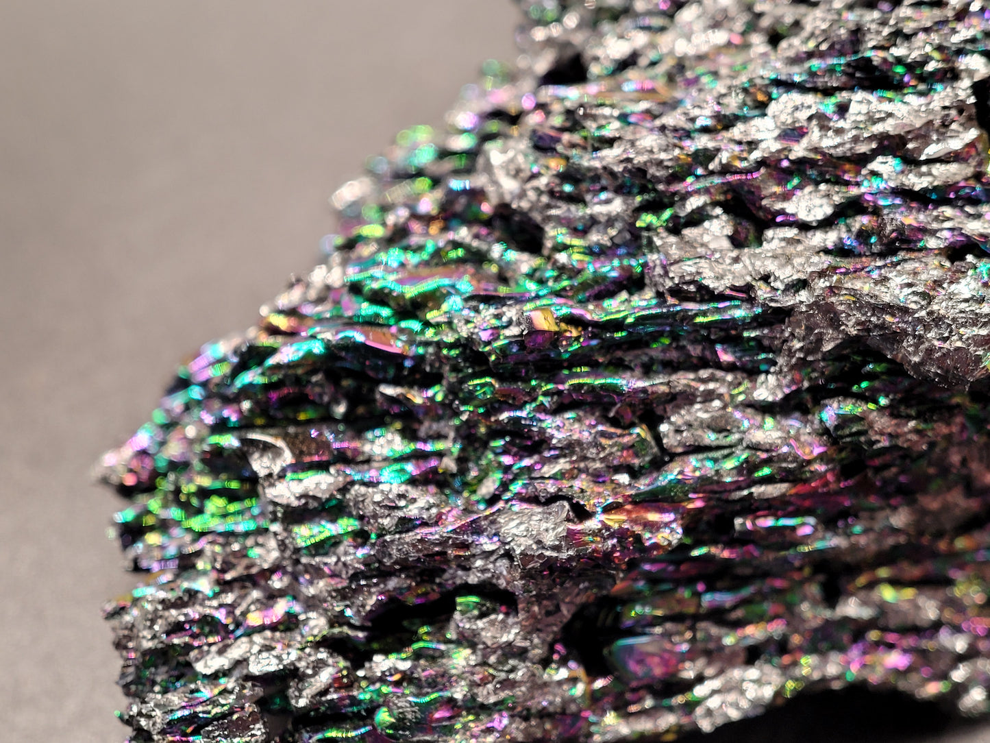 Rainbow Carborundum (Silicon Carbide)