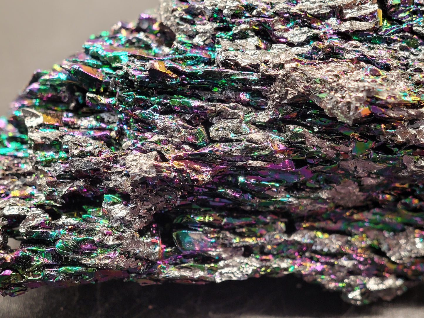 Rainbow Carborundum (Silicon Carbide)