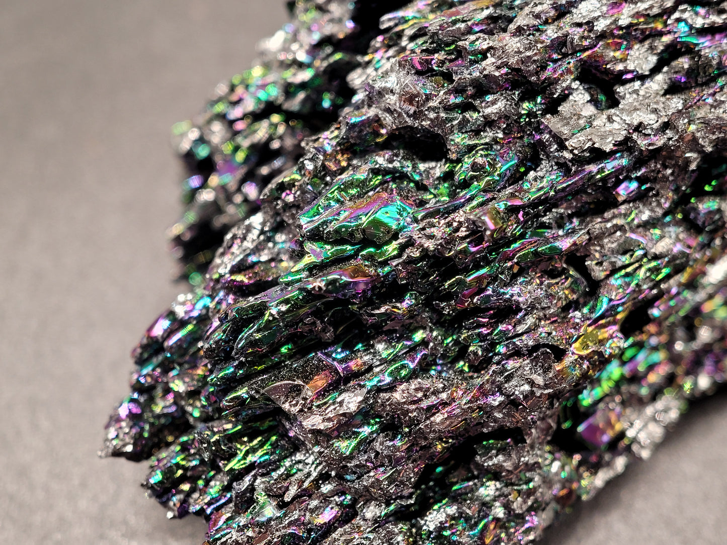 Rainbow Carborundum (Silicon Carbide)